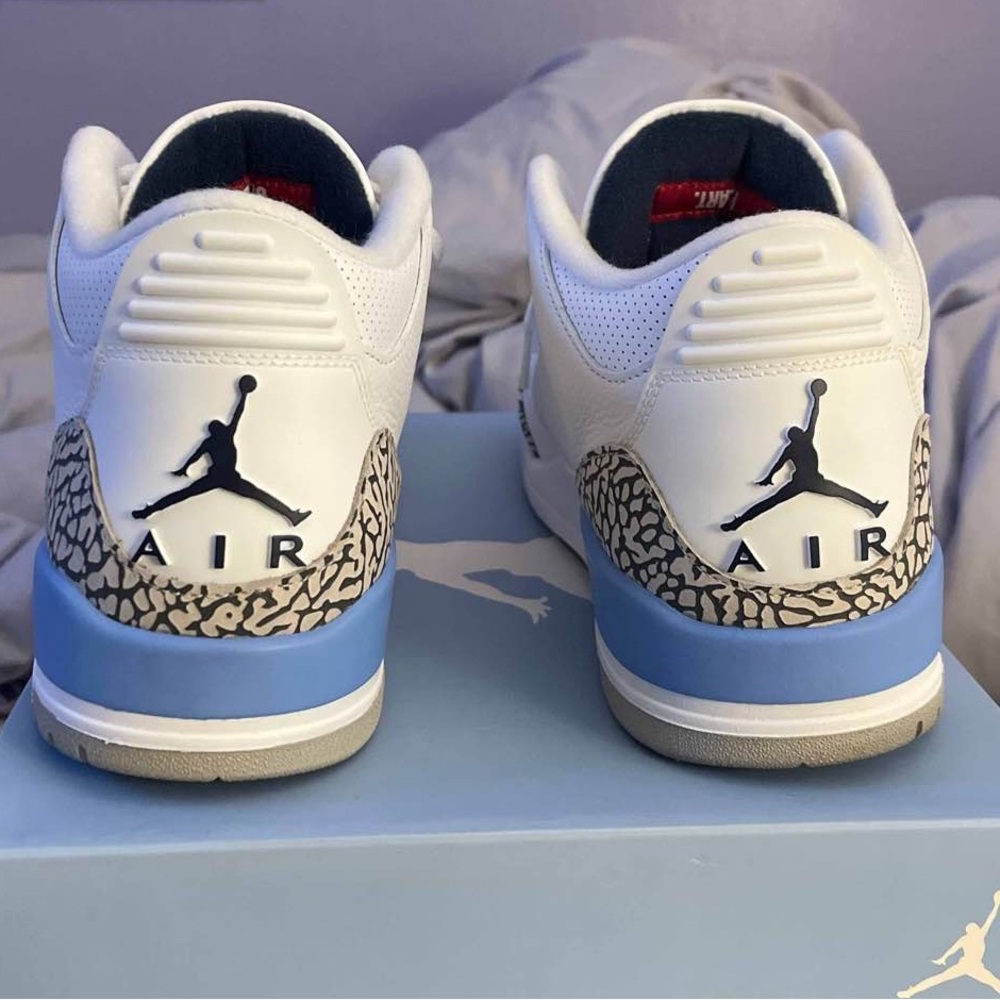 Jordan 3 Unc Worn Once! Still In The Box Size 12 - image 4